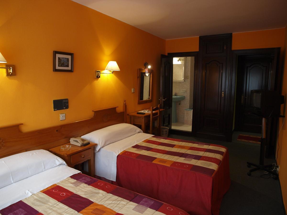 Hotel Paris Gijón Exteriör bild