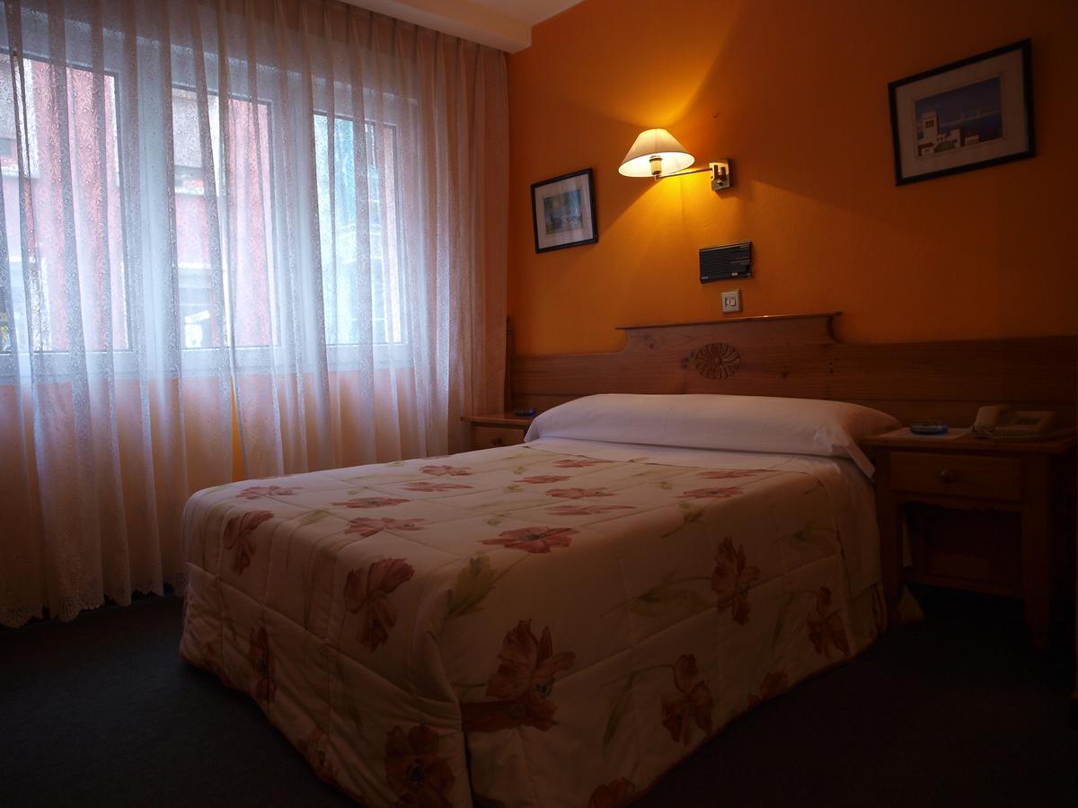 Hotel Paris Gijón Exteriör bild